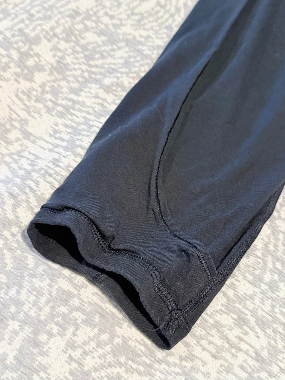 Lululemon /// Women’s Superb Pants - Size 10 - Picture 9 of 10